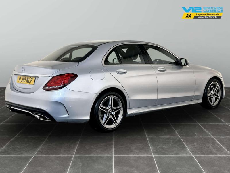 Used Mercedes-Benz C Class 2019 for sale - 76949128: Photo 10