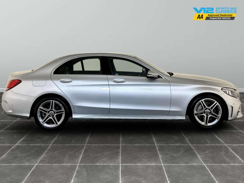 Used Mercedes-Benz C Class 2019 for sale - 76949128: Photo 11