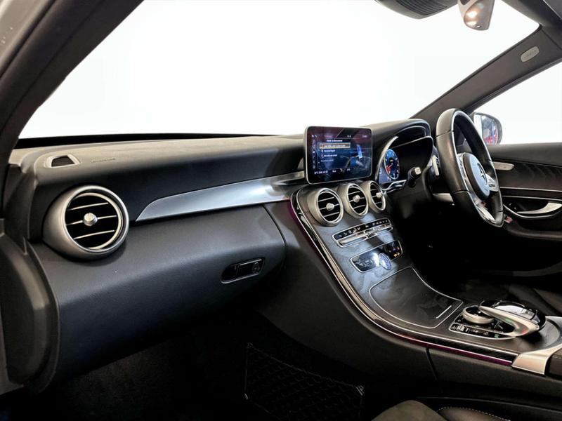 Used Mercedes-Benz C Class 2019 for sale - 76949128: Photo 12