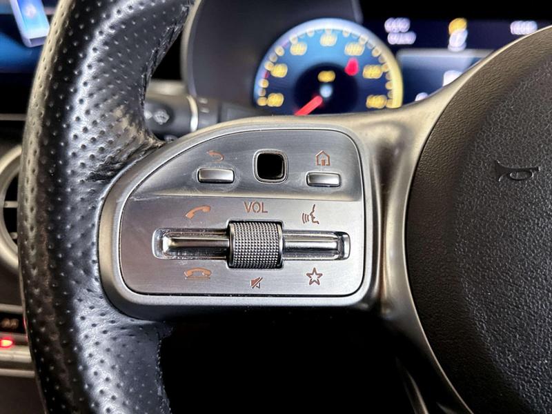 Used Mercedes-Benz C Class 2019 for sale - 76949128: Photo 18