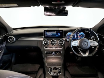 Used Mercedes-Benz C Class 2019 for sale - 76949128: Photo