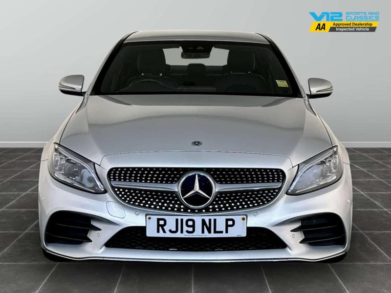 Used Mercedes-Benz C Class 2019 for sale - 76949128: Photo 5