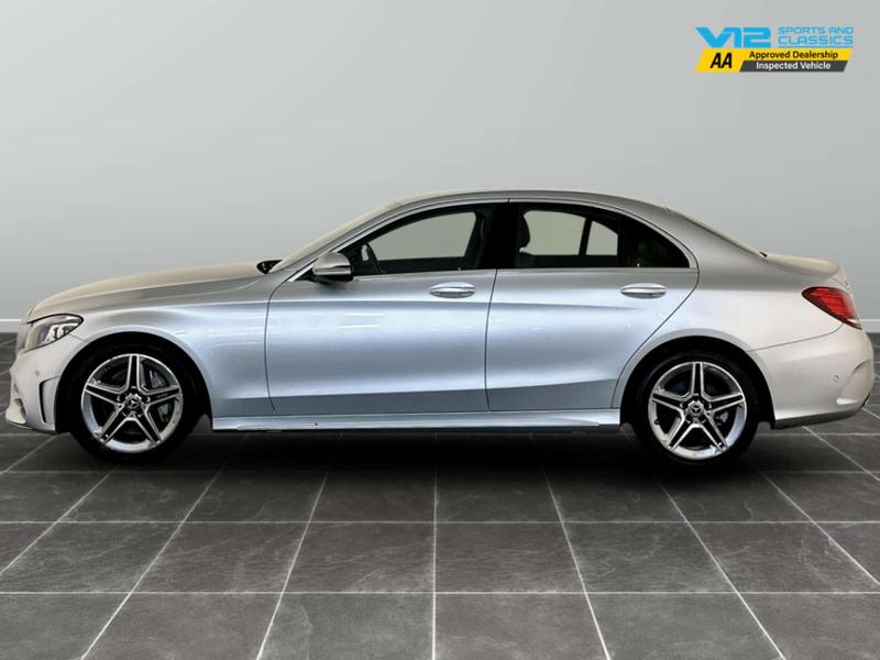 Used Mercedes-Benz C Class 2019 for sale - 76949128: Photo 7