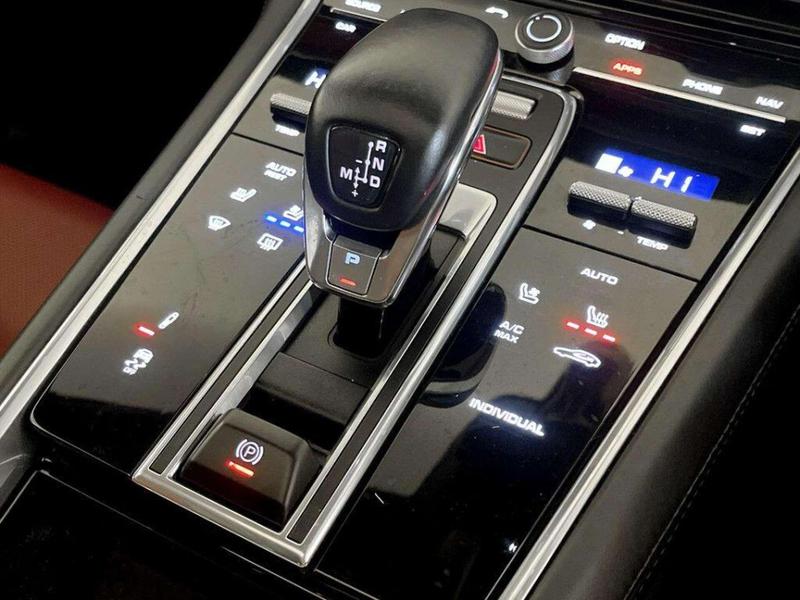 Used Porsche Panamera 2019 for sale - 76825838: Photo 28