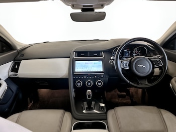 Used Jaguar E-Pace 2020 for sale - 75627215: Photo