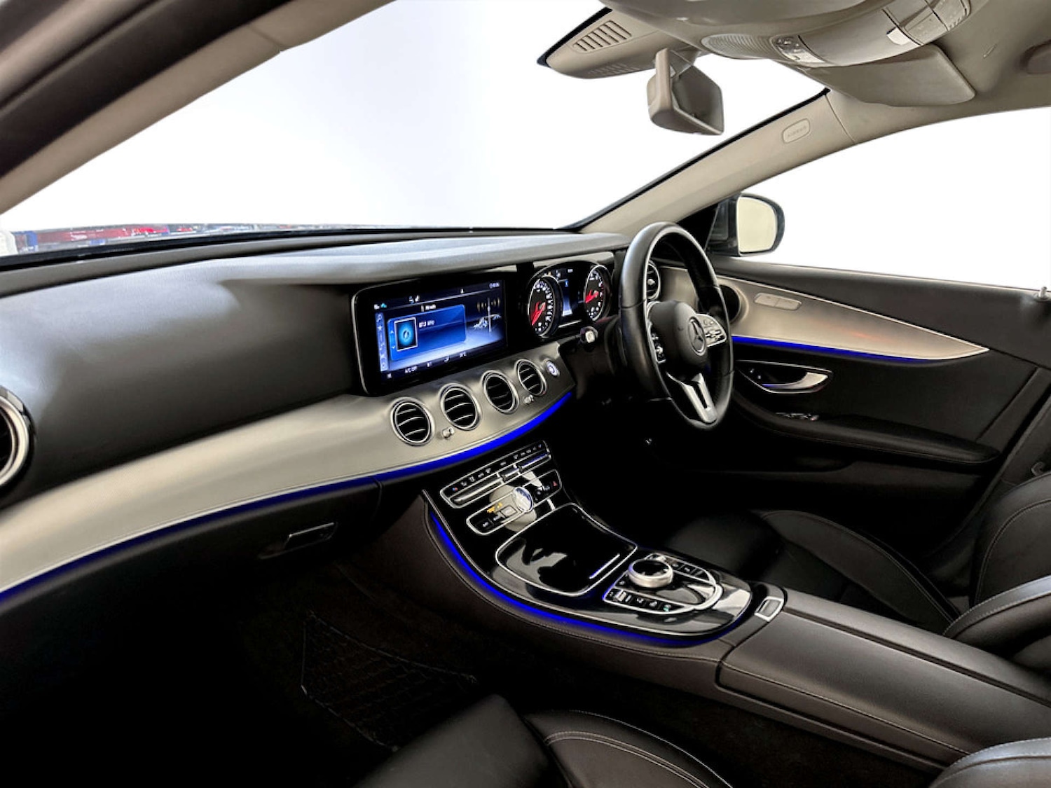 Used Mercedes-Benz E Class 2018 for sale - 77745630: Photo 12