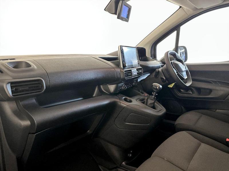 Used Peugeot Partner 2022 for sale - 76690836: Photo 12