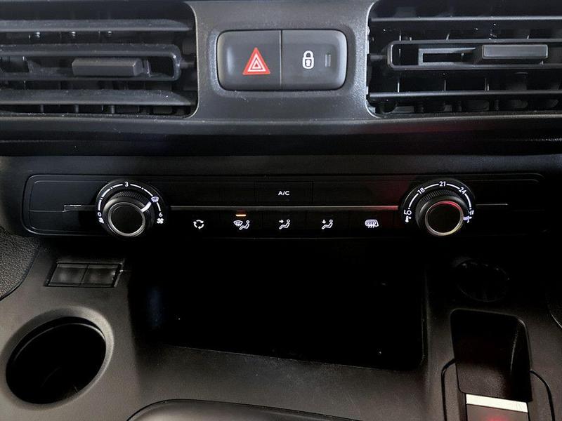 Used Peugeot Partner 2022 for sale - 76690836: Photo 26