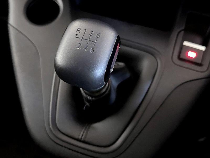 Used Peugeot Partner 2022 for sale - 76690836: Photo 27