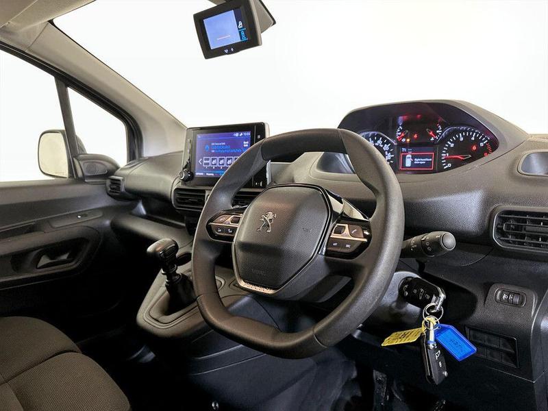 Used Peugeot Partner 2022 for sale - 76690836: Photo 3