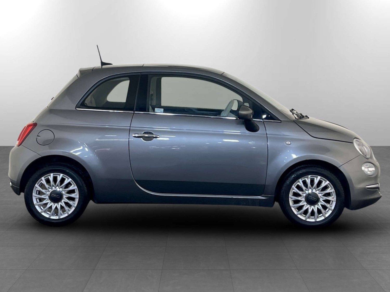 Used Fiat 500 2018 for sale - 77262696: Photo 11