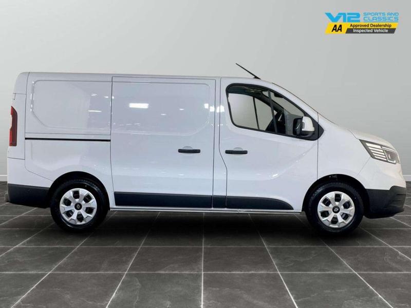 Used Renault Trafic E-Tech 2025 for sale - 76941264: Photo 11