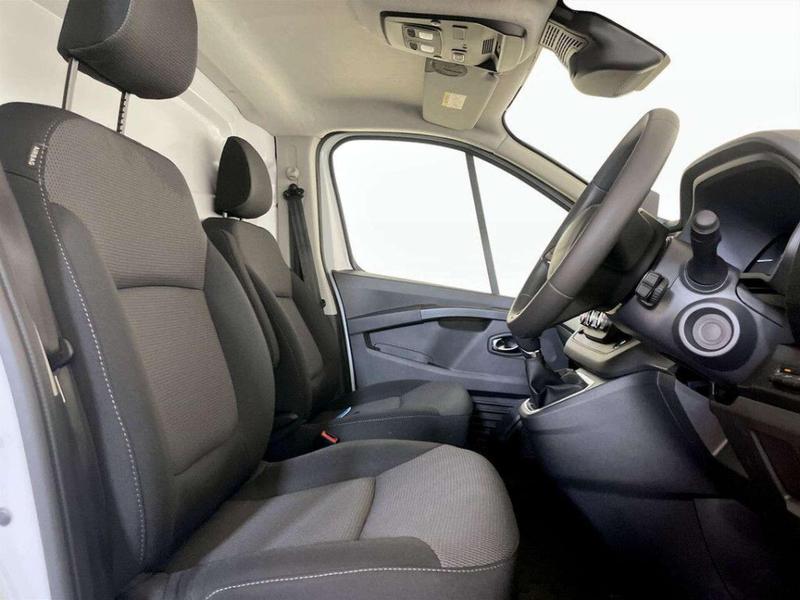 Used Renault Trafic E-Tech 2025 for sale - 76941264: Photo 13