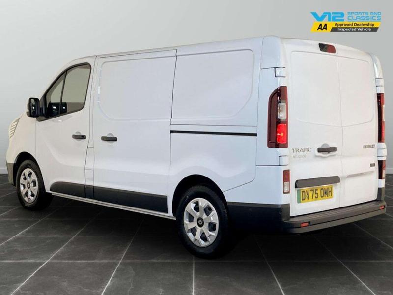 Used Renault Trafic E-Tech 2025 for sale - 76941264: Photo 8
