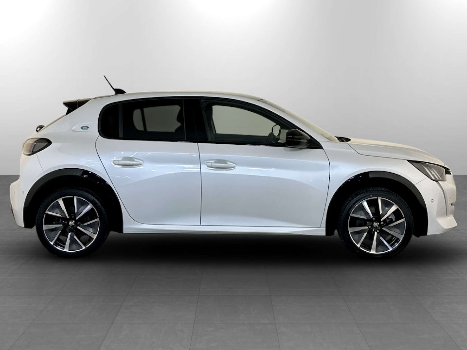 Used Peugeot 208 2022 for sale - 77780952: Photo 11