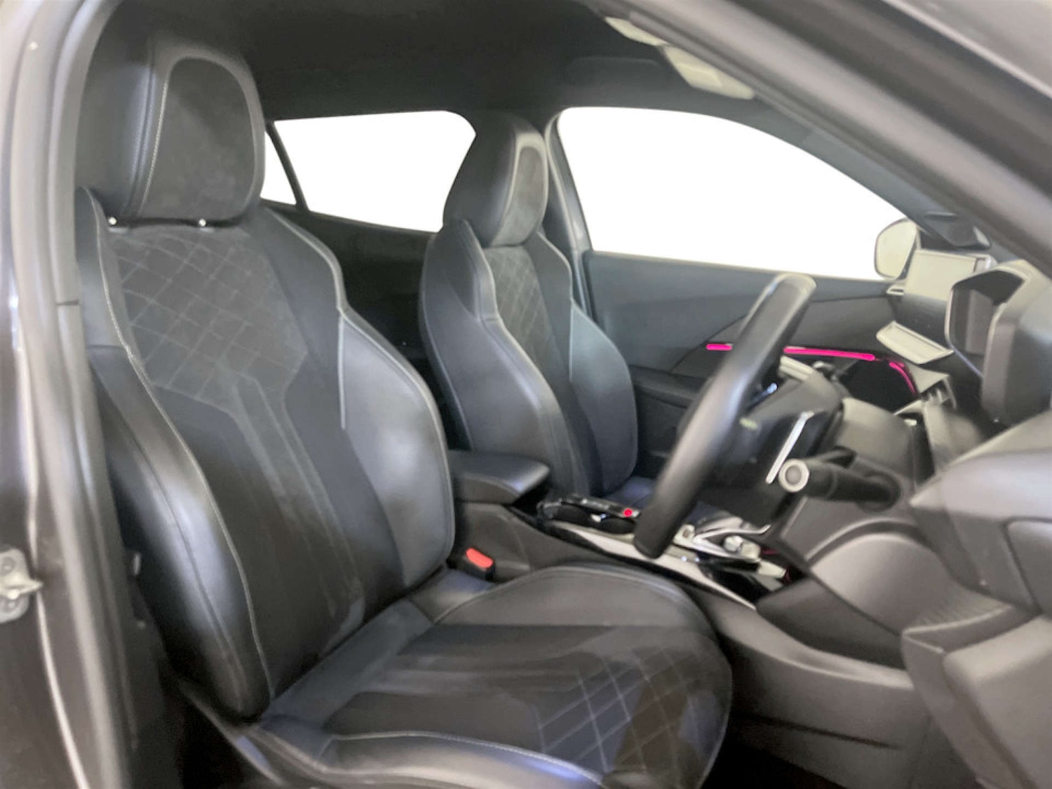 Used Peugeot 2008 2022 for sale - 78167886: Photo 12