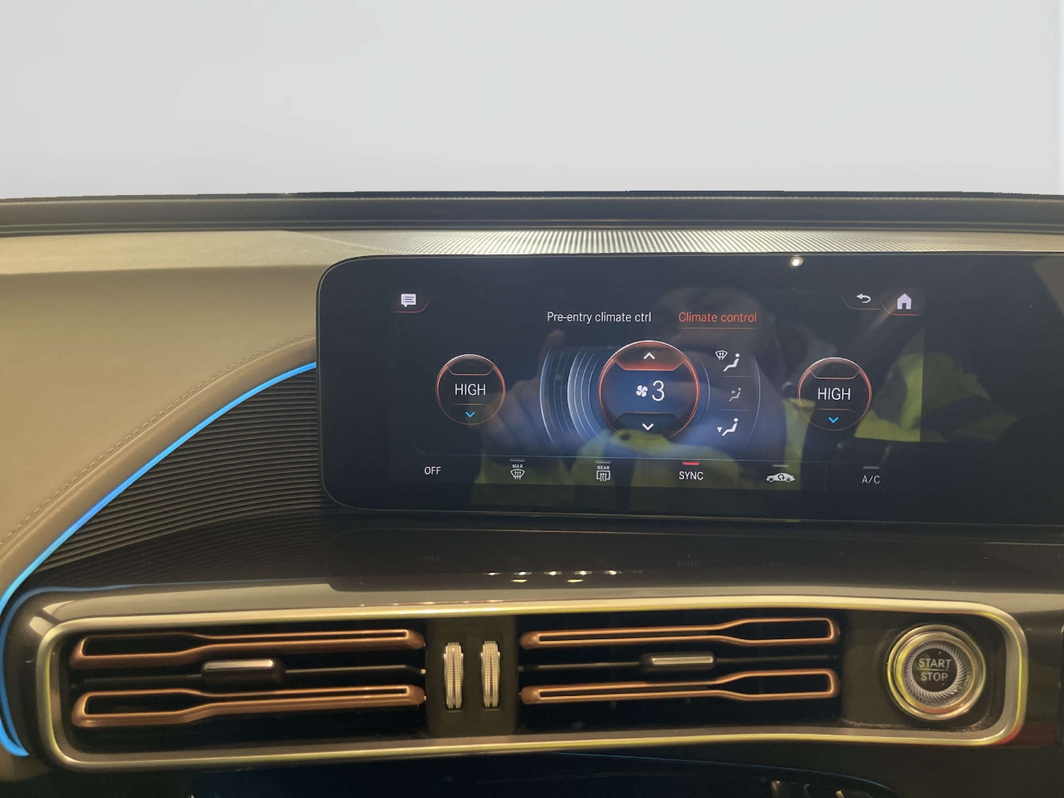 Used Mercedes-Benz EQC 2022 for sale - 77946337: Photo 24