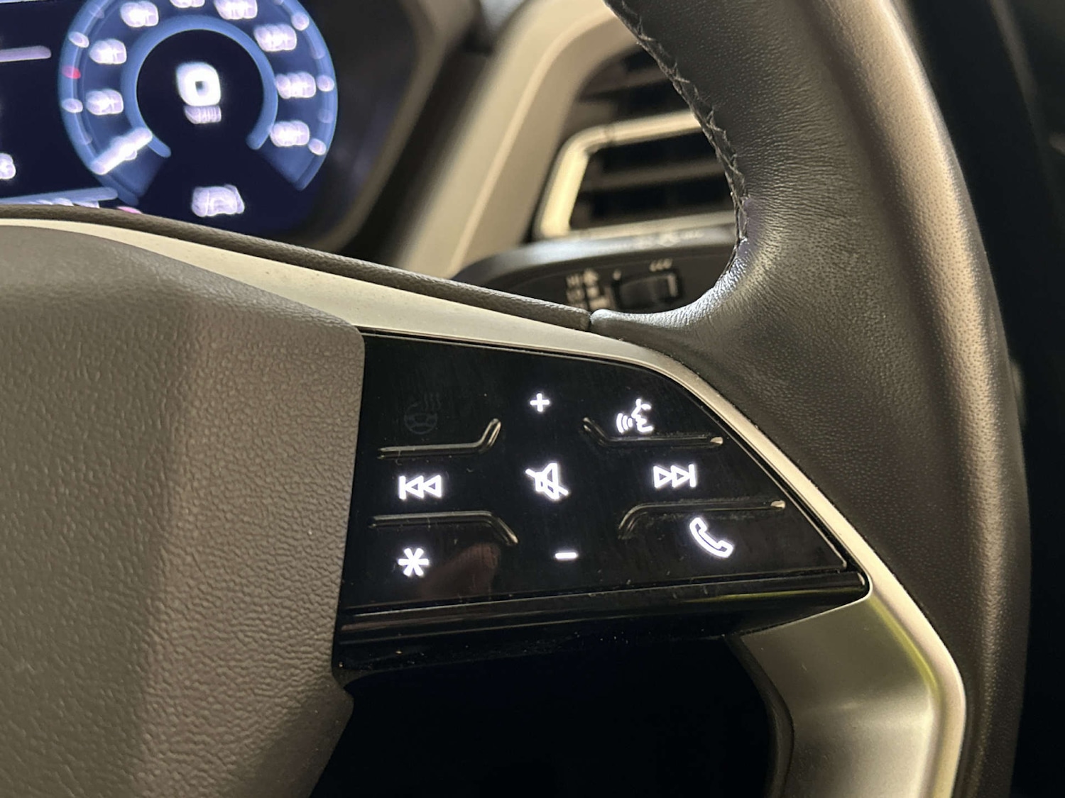 Used Audi Q4 e-tron 2023 for sale - 78003792: Photo 19