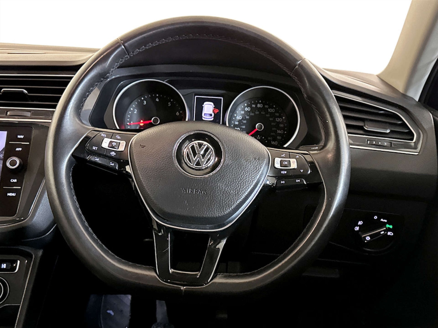 Used Volkswagen Tiguan 2019 for sale - 77822599: Photo 15