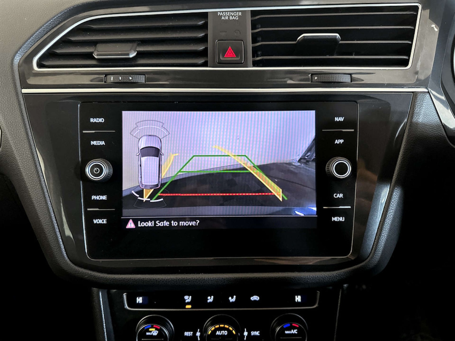 Used Volkswagen Tiguan 2019 for sale - 77822599: Photo 19