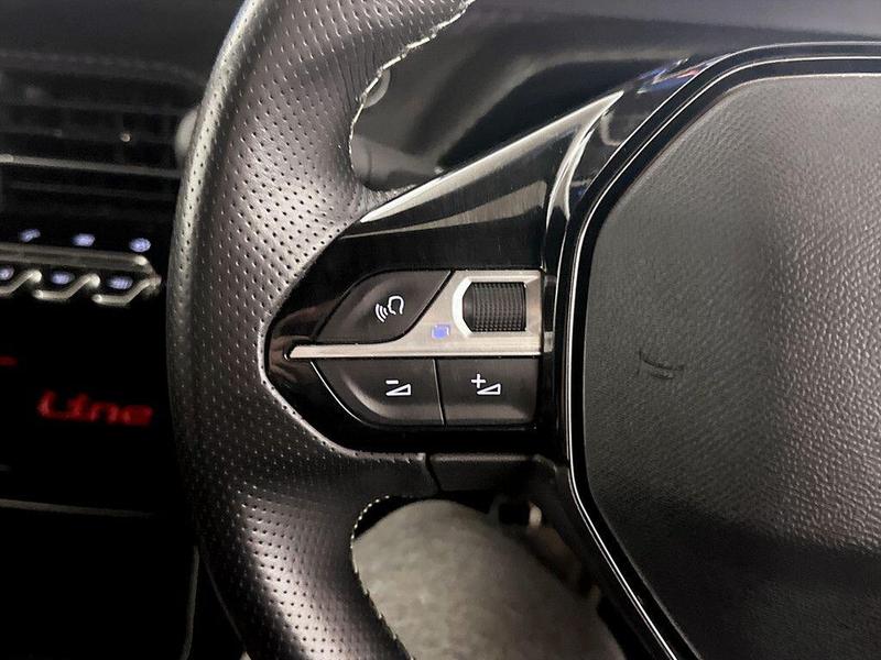 Used Peugeot 2008 2021 for sale - 76036220: Photo 17