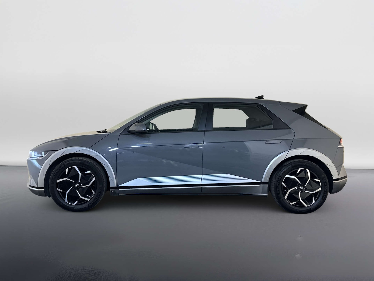 Used Hyundai IONIQ 5 2023 for sale - 77953309: Photo 7