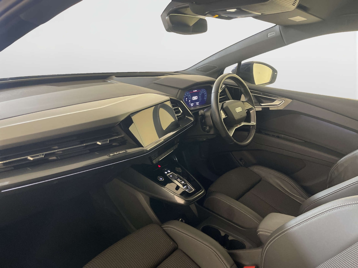 Used Audi Q4 e-tron 2023 for sale - 78083373: Photo 12