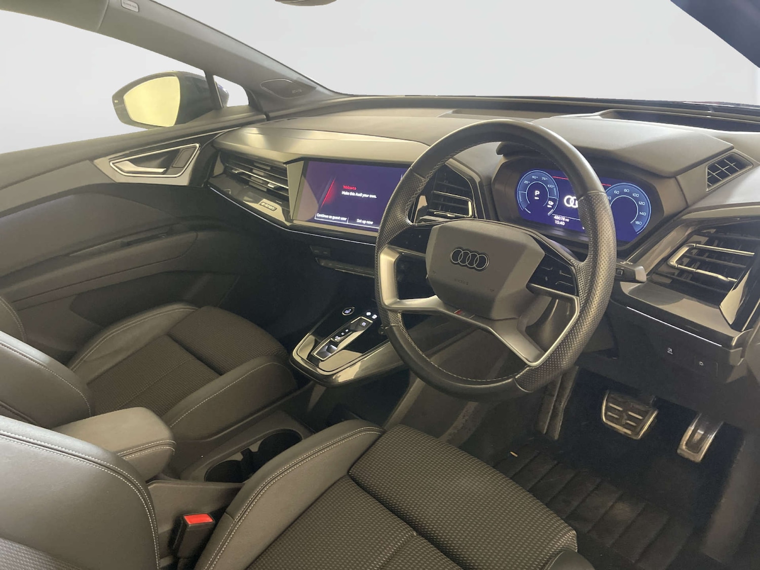 Used Audi Q4 e-tron 2023 for sale - 78083373: Photo 15