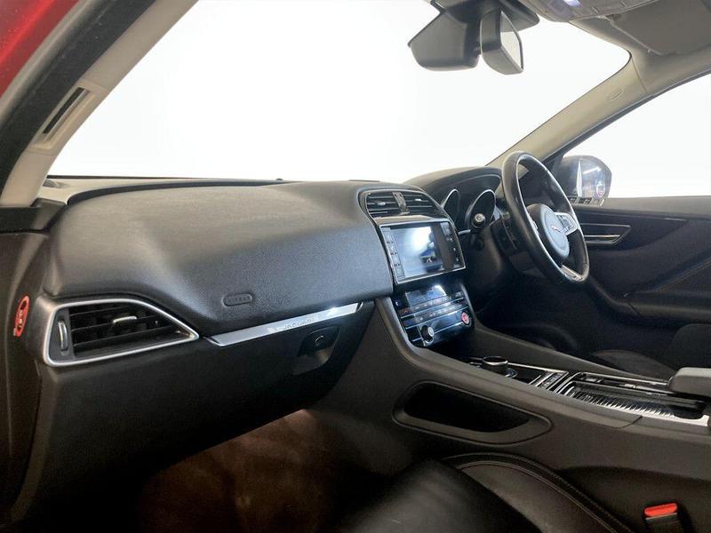 Used Jaguar F-Pace 2017 for sale - 76557471: Photo 12