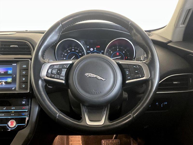 Used Jaguar F-Pace 2017 for sale - 76557471: Photo 16