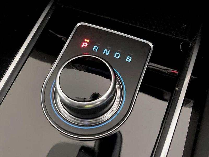 Used Jaguar F-Pace 2017 for sale - 76557471: Photo 26