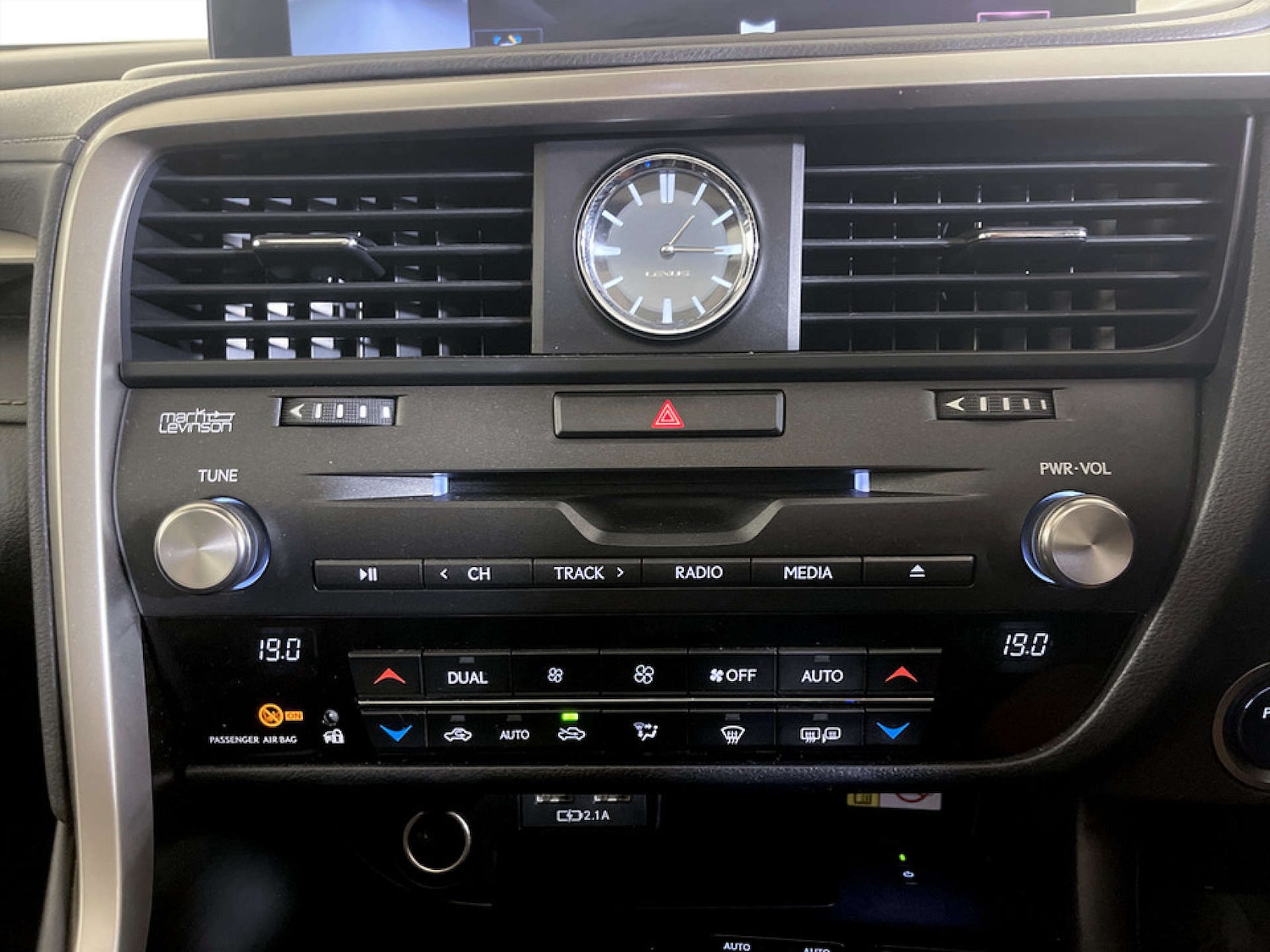 Used Lexus RX 2020 for sale - 77184937: Photo 27