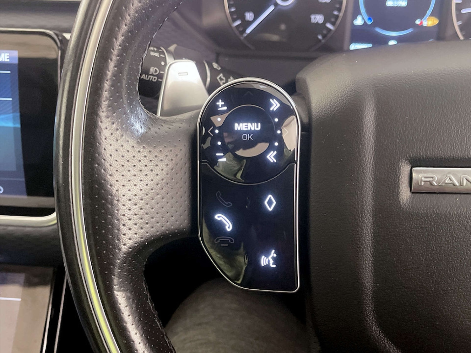 Used Land Rover Range Rover Velar 2019 for sale - 77184900: Photo 18