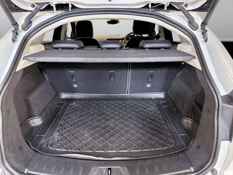 Used Jaguar E-Pace 2018 for sale - 76649735: Photo 15