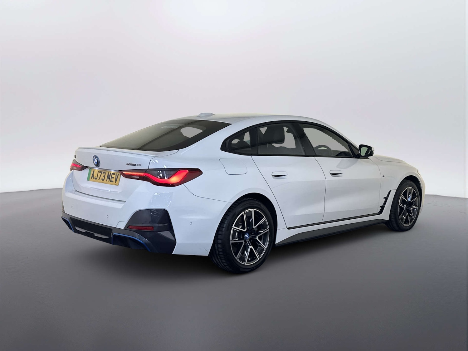 Used BMW i4 2024 for sale - 77989907: Photo 10