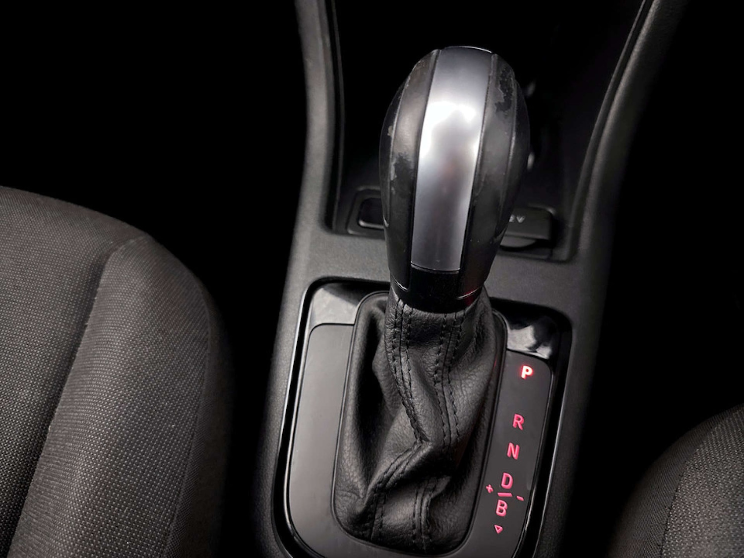 Used Volkswagen up! 2022 for sale - 77681217: Photo 24