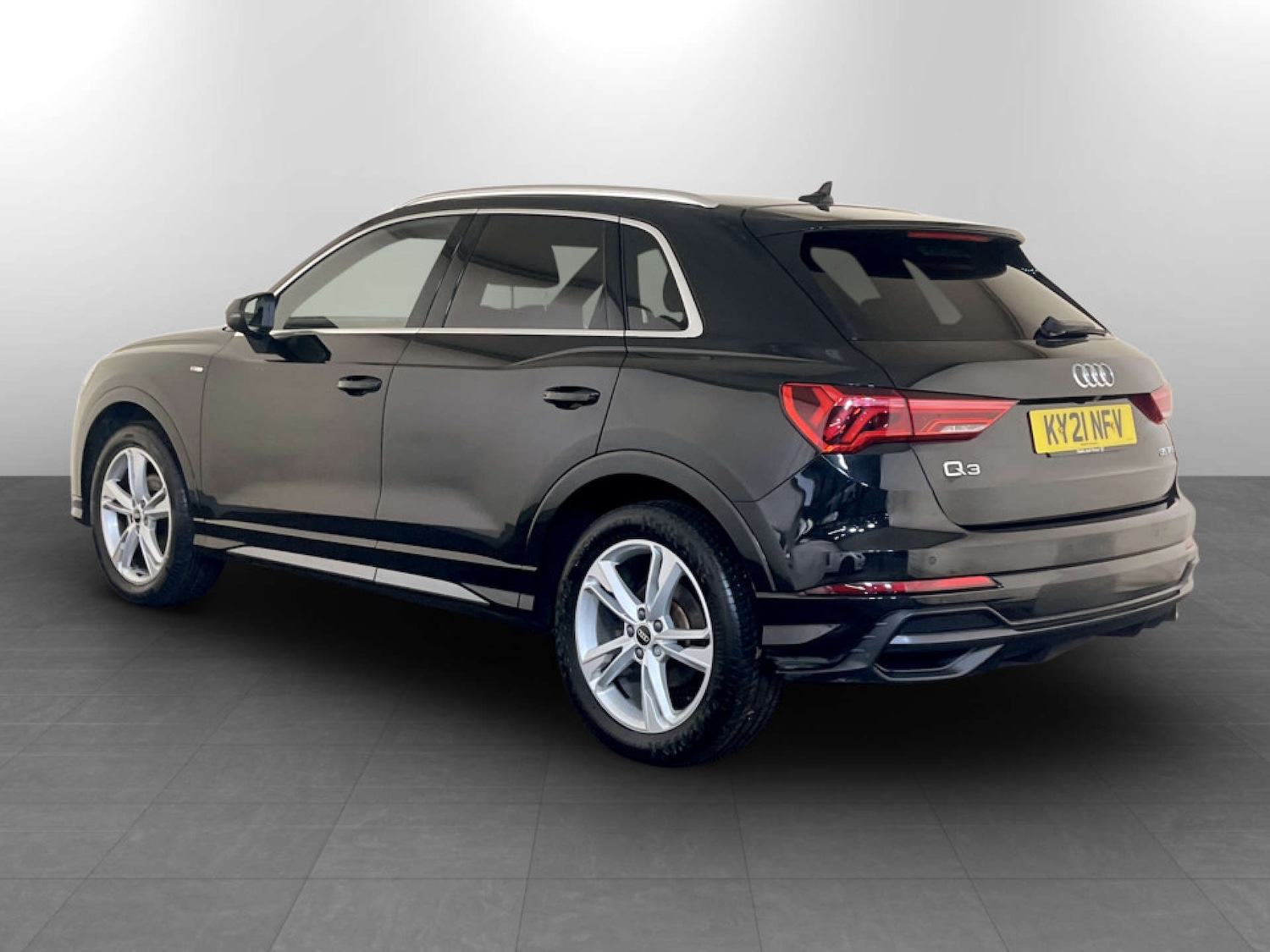 Used Audi Q3 2021 for sale - 77423731: Photo 7