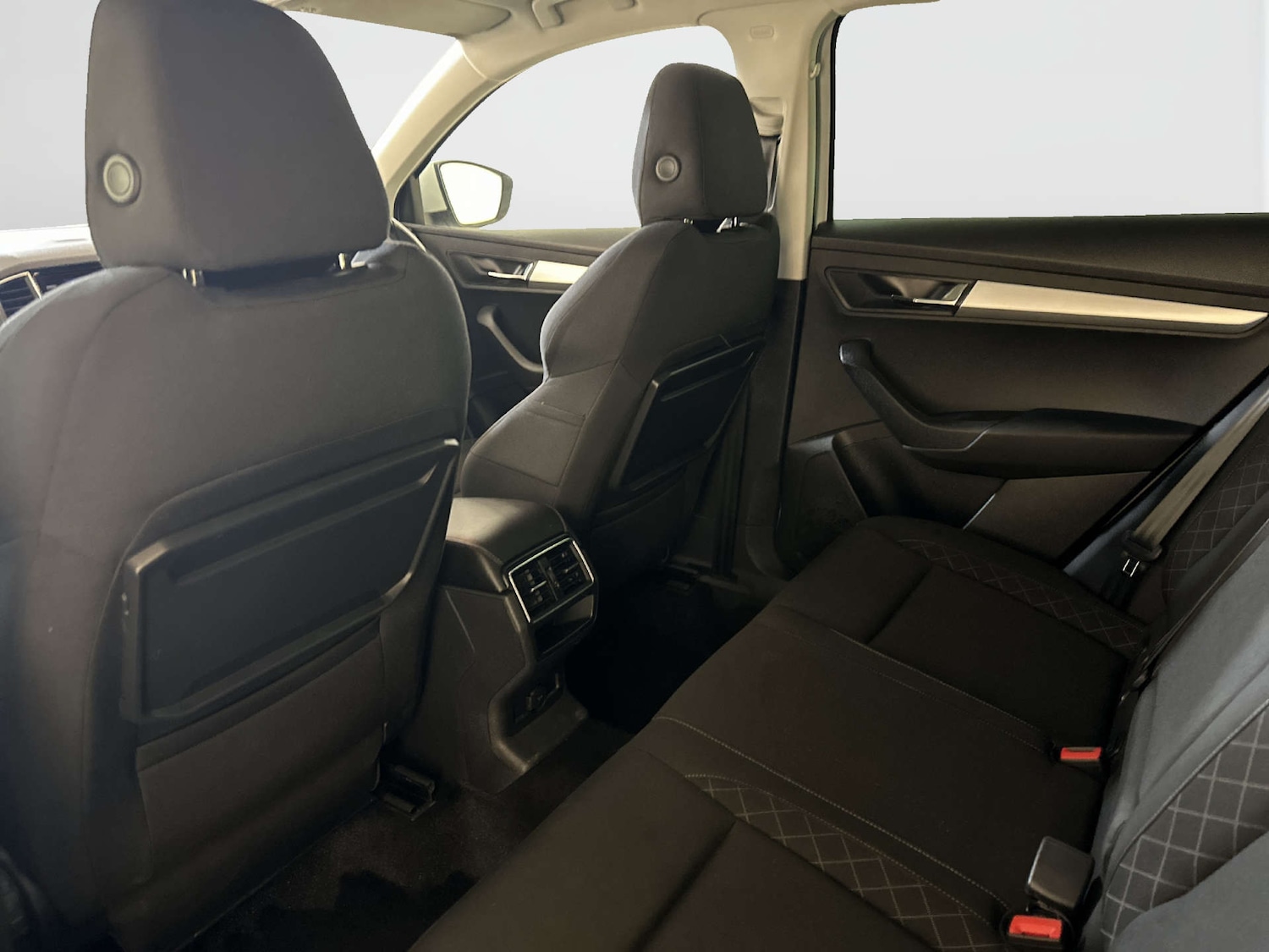 Used Skoda Karoq 2019 for sale - 77990067: Photo 13