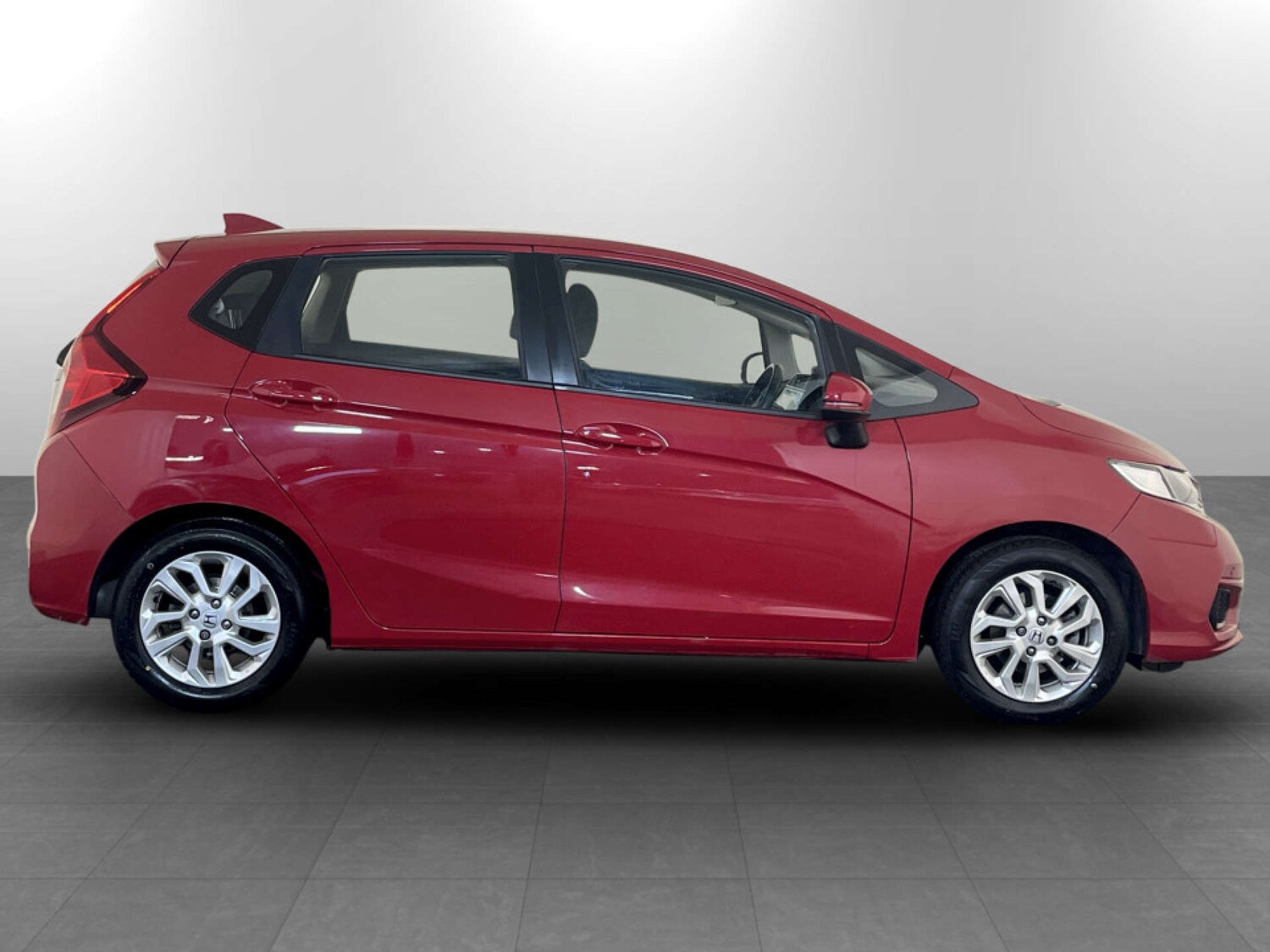 Used Honda Jazz 2018 for sale - 77535176: Photo 11