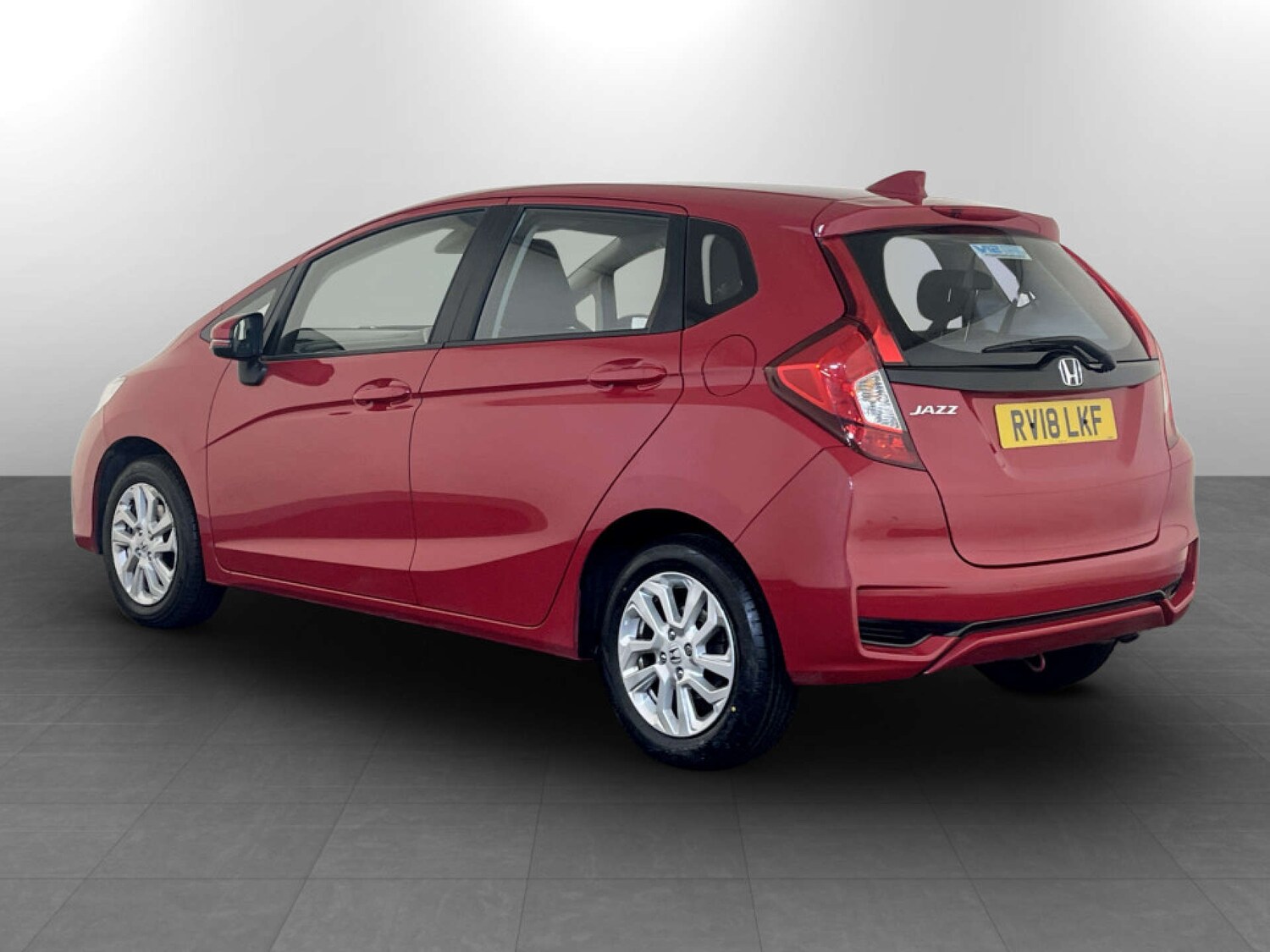 Used Honda Jazz 2018 for sale - 77535176: Photo 8