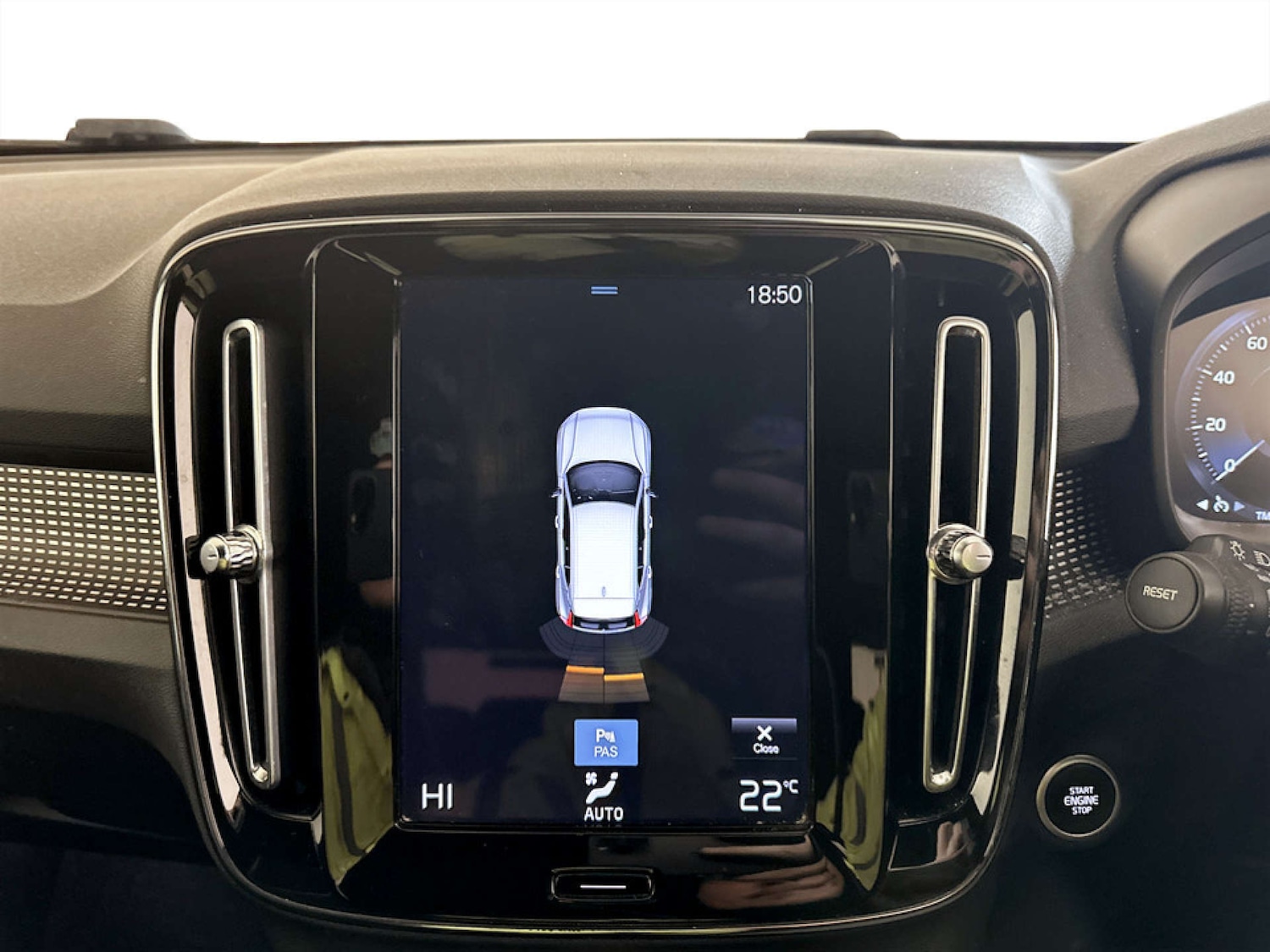 Used Volvo XC40 2021 for sale - 77329447: Photo 18