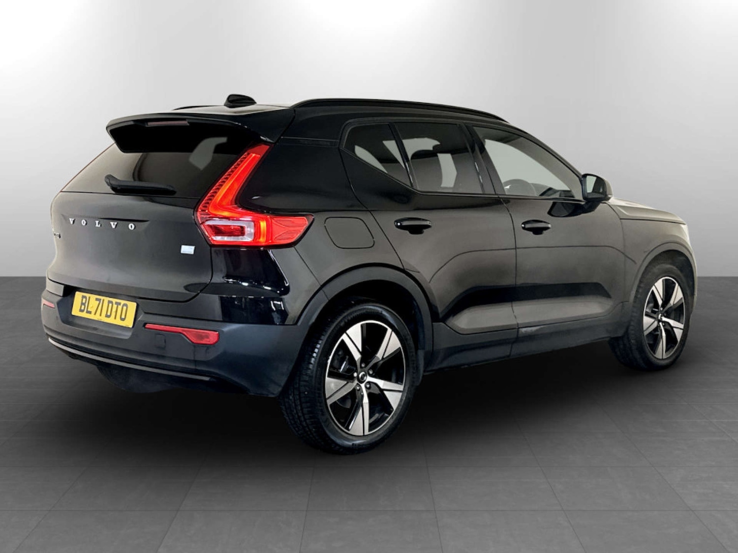 Used Volvo XC40 2021 for sale - 77329447: Photo 7