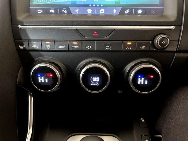 Used Jaguar E-Pace 2018 for sale - 76131423: Photo 24