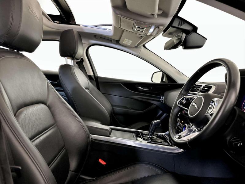 Used Jaguar XE 2019 for sale - 76819097: Photo 13