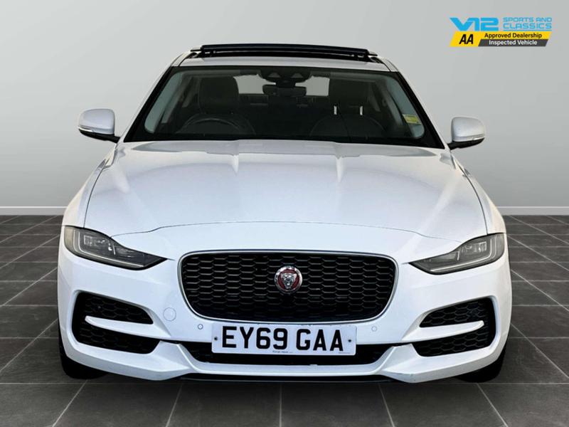 Used Jaguar XE 2019 for sale - 76819097: Photo 5