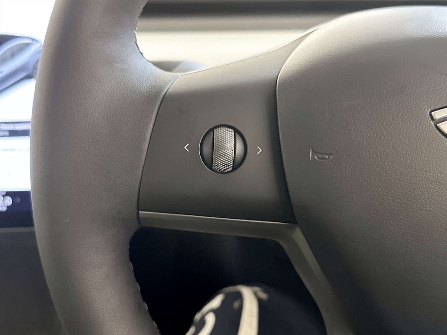 Used Tesla Model 3 2021 for sale - 77681188: Photo 16