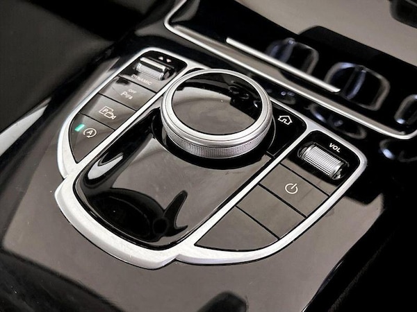 Used Mercedes-Benz C-Class 2019 for sale - 76184350: Photo 27