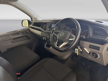 Used Volkswagen Transporter 2023 for sale - 79346165: Photo