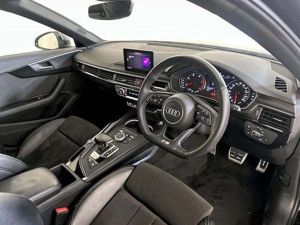 Used Audi A4 Avant 2019 for sale - 76131431: Photo 15