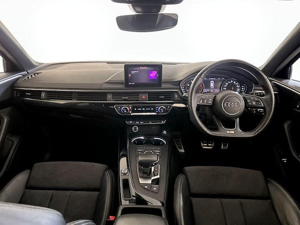 Used Audi A4 Avant 2019 for sale - 76131431: Photo 3